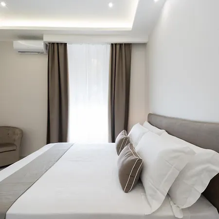 דירה Caruso Regal House רומא