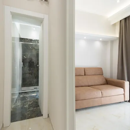 Caruso Regal House * רומא